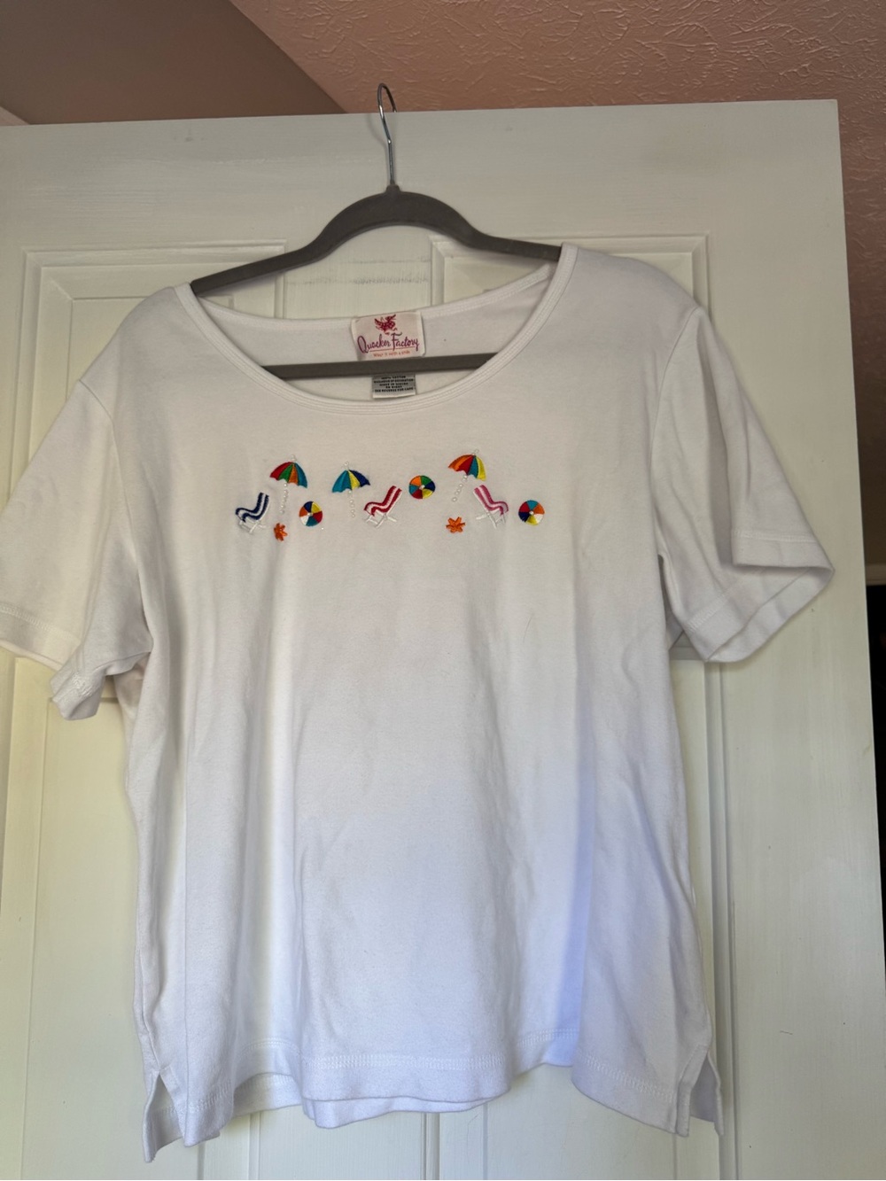Quacker Factory White Short-Sleeve Tee with Colorful Beach Embroidery